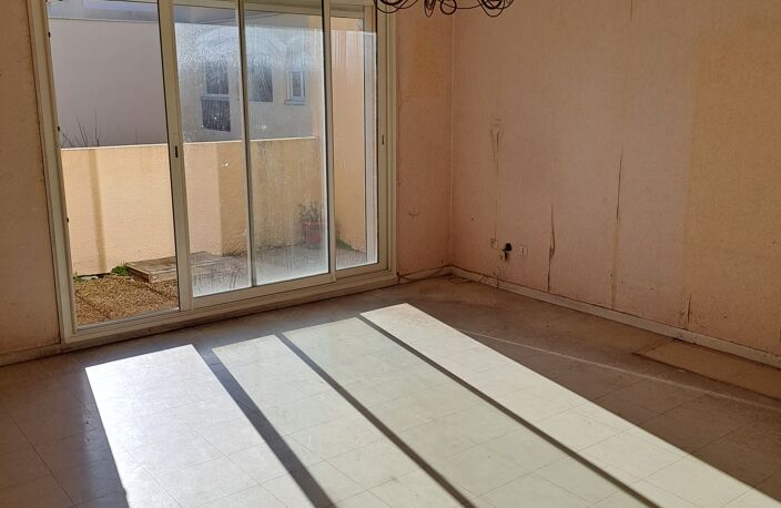LA  POINTE   ROUGE  — photo 2