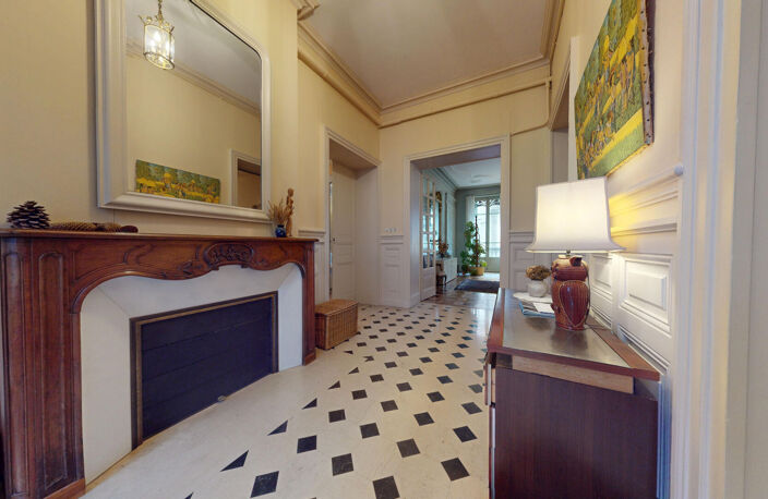 Appartement 20 rue Hébert Grenoble 7 pièces 223.48 m2 — photo 3