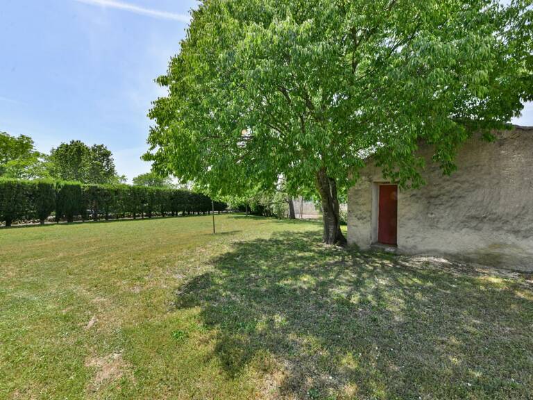 Mazet avec garage sur un terrain constructible de 900 m² — photo 1
