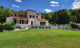 Maison 8 Pièces 221 m² à vendre à Vouillé (86190)