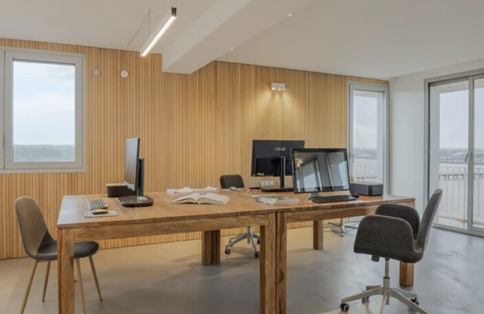 APPARTEMENT 65 M2 - T3 - VUE EXCEPTIONNELLE SUR BORDEAUX GAR — photo 3