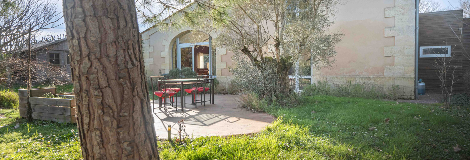 Maison 6 Pièces 250 m² à vendre à Fargues-Saint-Hilaire (33370)