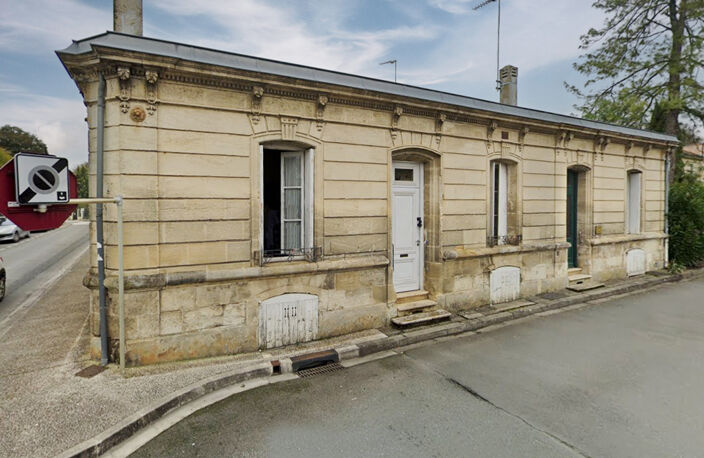 EXCLUSIVITE - AU COEUR DU VILLAGE - CHARMANTE MAISON EN PIER — photo 2