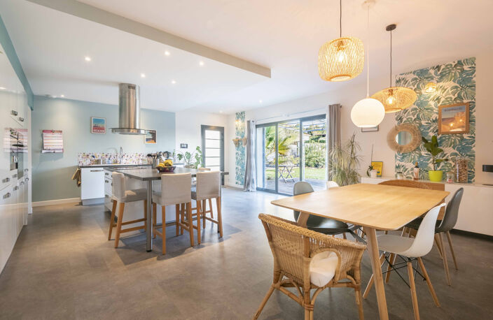 BELLE CONTEMPORAINE - 175 M2 - 4 CH - BUREAU - PROCHE COMMOD — photo 3