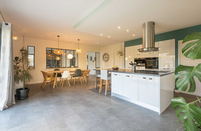 BELLE CONTEMPORAINE - 175 M2 - 4 CH - BUREAU - PROCHE COMMOD — photo 4