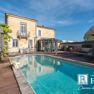 Maison 8 pièces 850000 €