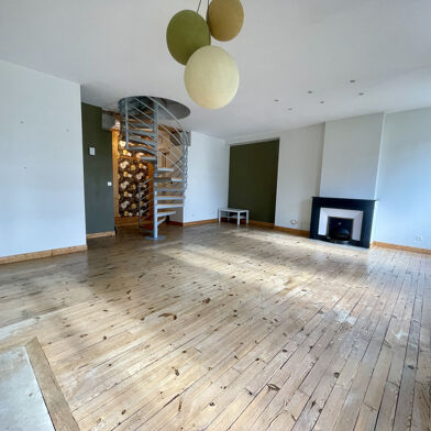 Appartement 6 pièces 215000 €