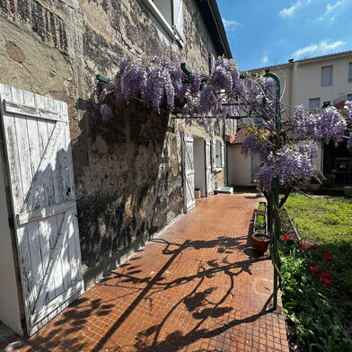 Appartement 4 pièces 363000 €