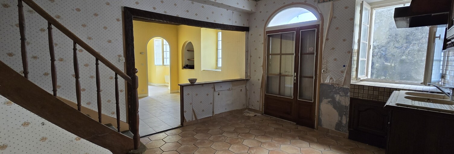 Immeuble  95 m² à vendre à Thouars (79100)