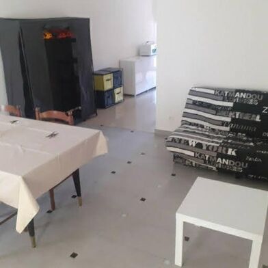 Immeuble  178000 €