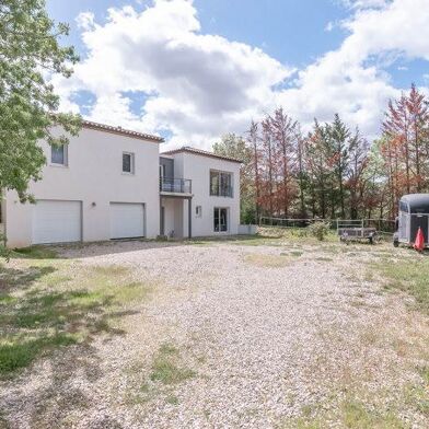 Maison 6 pièces 296800 €