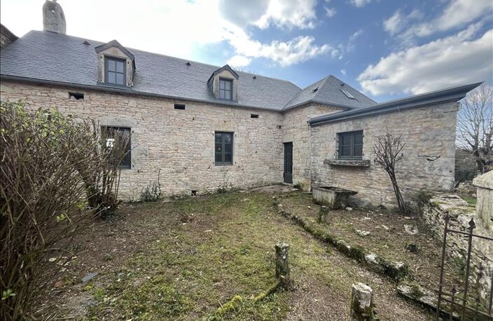 Maison en pierre de 1 pièces principales — photo 2