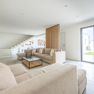 Maison 5 pièces 316500 €