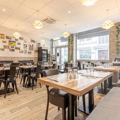 Commerce  220000 €