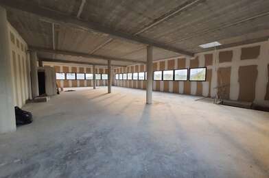 Commerce  450000 €