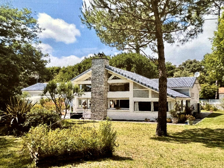 VILLA CONTEMPORAINE — photo 1
