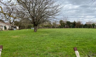 Terrain  772 m² à vendre à Luchat (17600)
