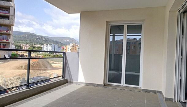 Appartement 3 pièces  à louer Ajaccio 20090