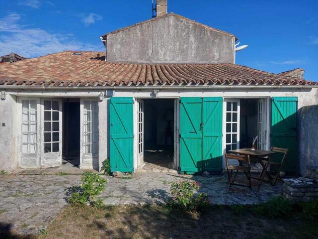 Maison Saint Clément des Baleines — photo du bien