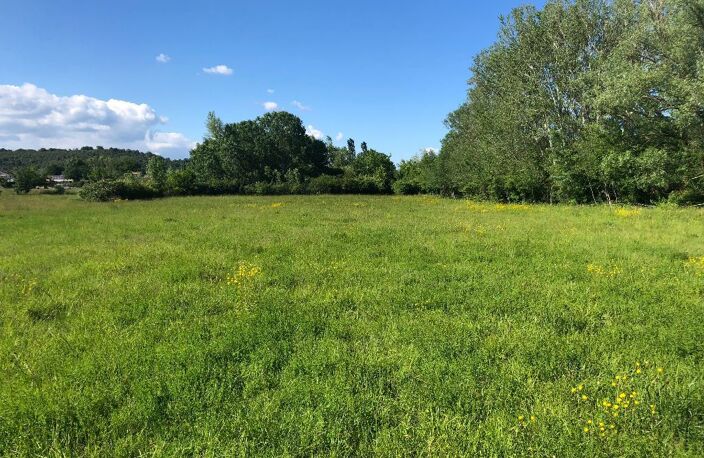 Terrain non constructible à Vallon Pont d'Arc 2898 m2 — photo 3