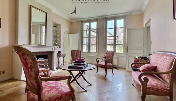 Villa / Maison 9 pièces  à vendre Saintes 17100