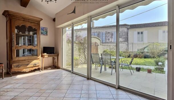 Villa / Maison 9 pièces  à vendre Saintes 17100