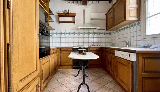 Villa / Maison 9 pièces  à vendre Saintes 17100