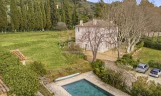 Maison 14 Pièces 433 m² à vendre à Aups (83630)