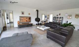 Maison 5 Pièces 180 m² à vendre à Vernègues (13116)