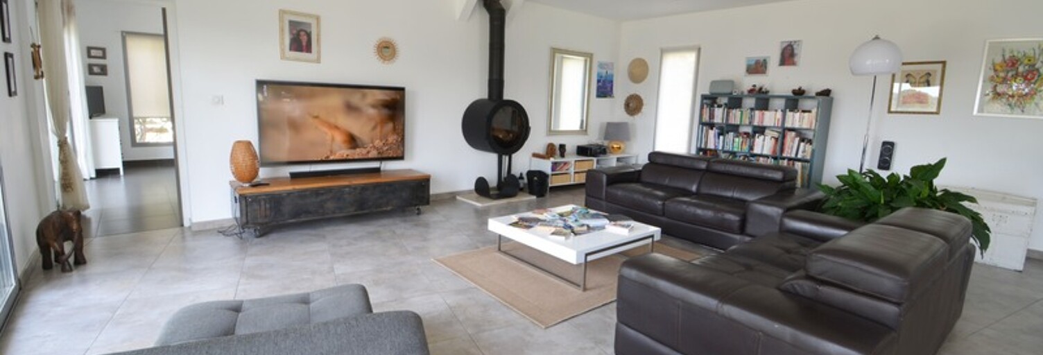 Maison 5 Pièces 180 m² à vendre à Vernègues (13116)