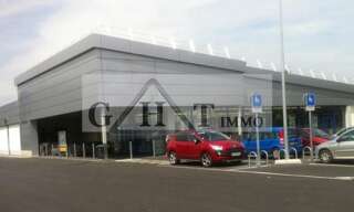 Local industriel  1700 m² à louer à Mareuil-lès-Meaux (77100)