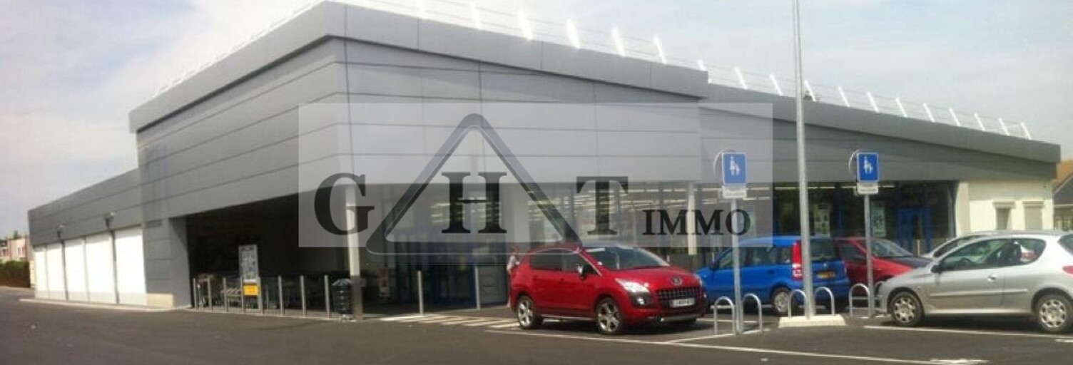 Local industriel  1700 m² à louer à Mareuil-lès-Meaux (77100)