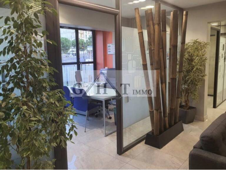 LOCAL COMMERCIALE 110 M² VILLEJUIF A VENDRE — photo 1