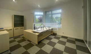 Bureau  300 m² à louer à Linas (91310)