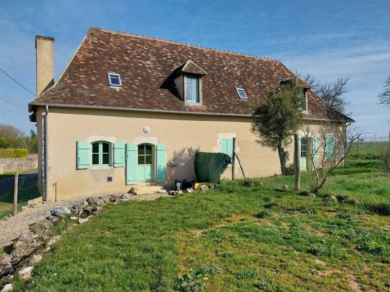 Deux maisons avec jardin à vendre proche Saint Savin 86 — photo 1