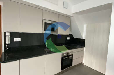 Appartement 3 pièces 820 €