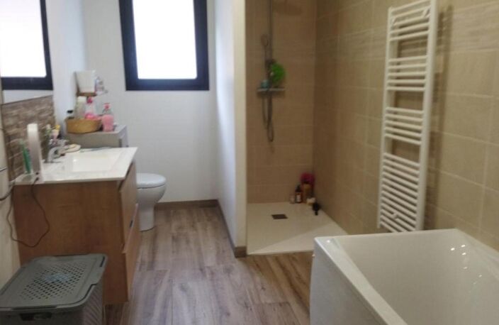 Vente maison 5 pièces 148 m² Cahors (46000) — photo 4