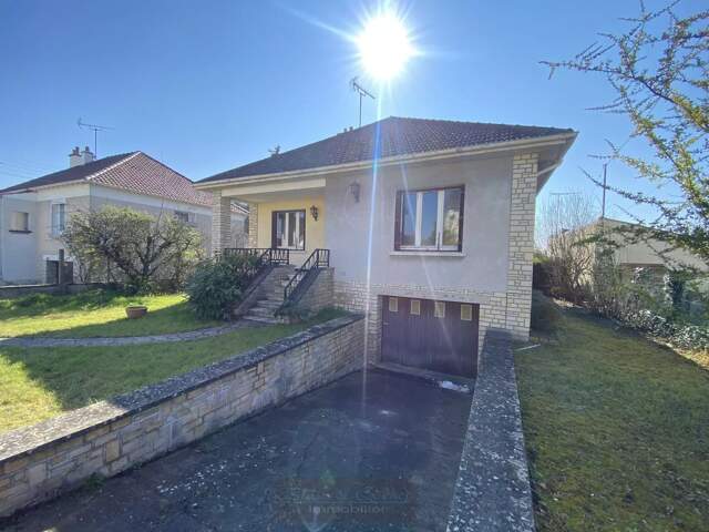 Maison à Amilly, proche de toutes commodités — photo du bien