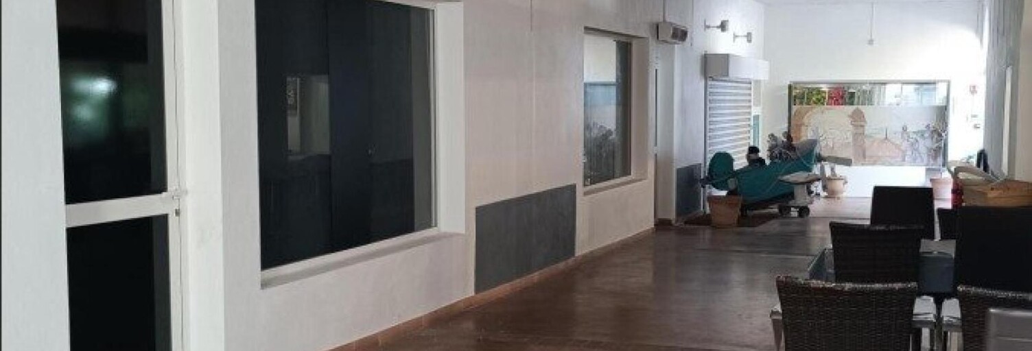 Commerce 1 Pièce 37 m² à vendre à Quissac (30260)