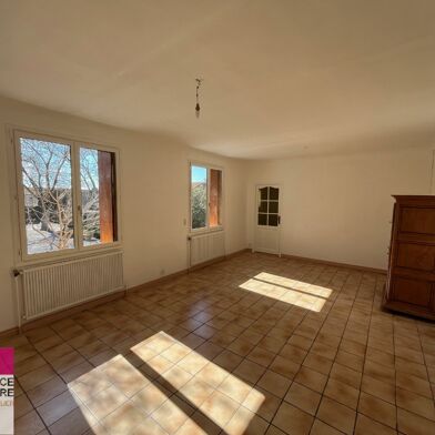 Appartement 3 pièces 695 €