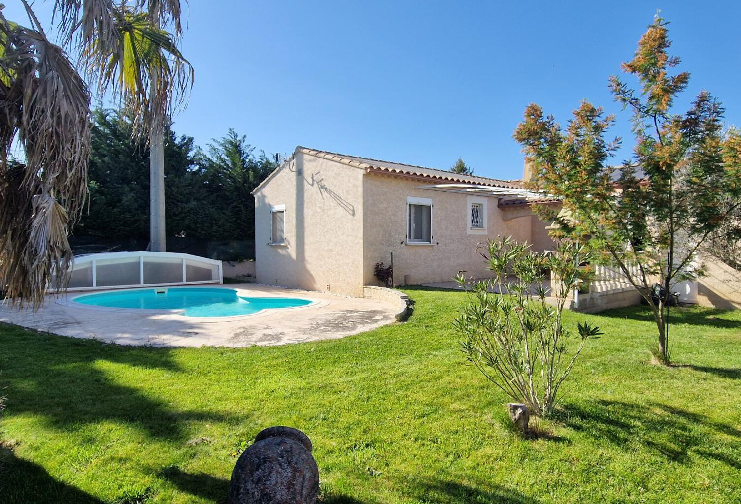 84840 lapalud villa plain pied 921 m2 de terrain — photo 1