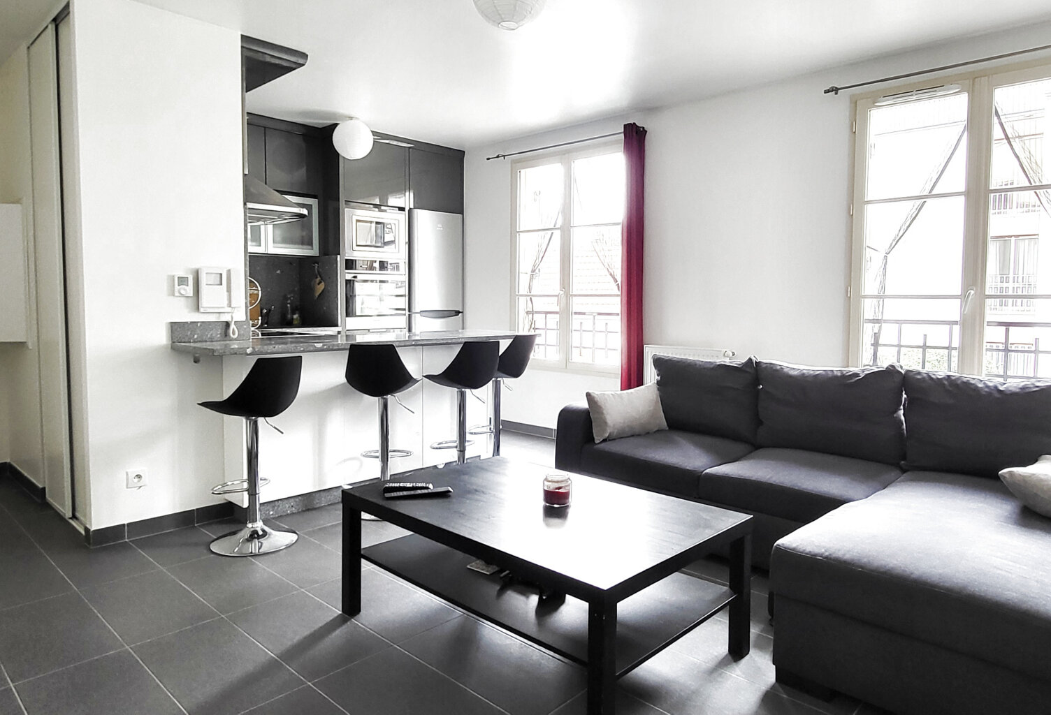 Appartement de type F2 avec place de parking et cave — photo 1