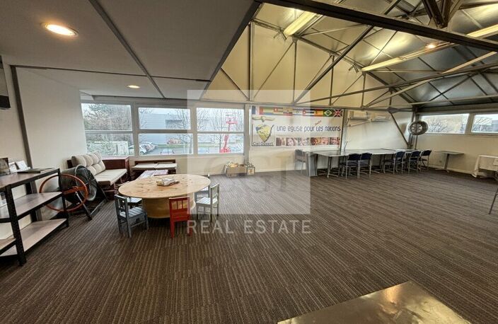 BUREAUX à LOUER — photo 5
