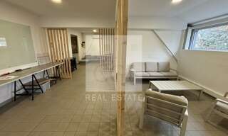 Bureau  380 m² à louer à Bron (69500)