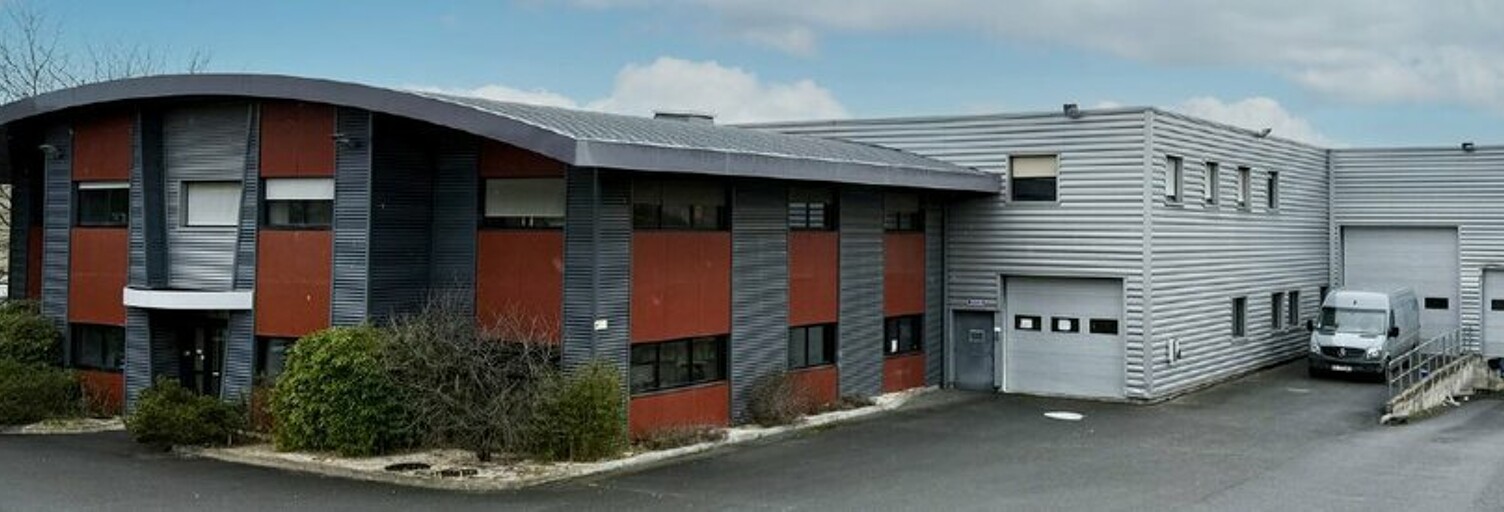 Commerce  1980 m² à louer à Fleurieux-sur-l'Arbresle (69210)