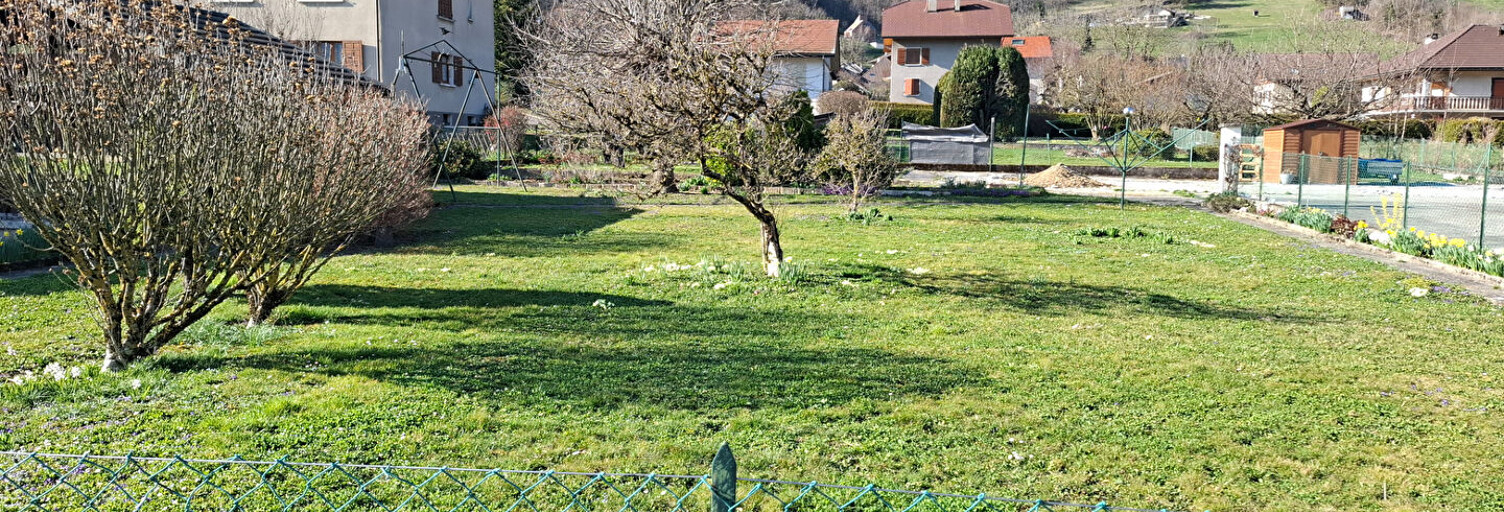 Terrain  724 m² à vendre à Val de Chaise (74210)