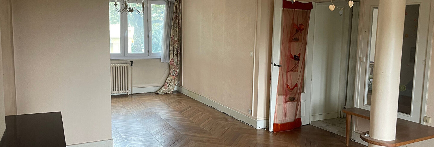 Maison 10 Pièces 182 m² à vendre à Nantes (44300)