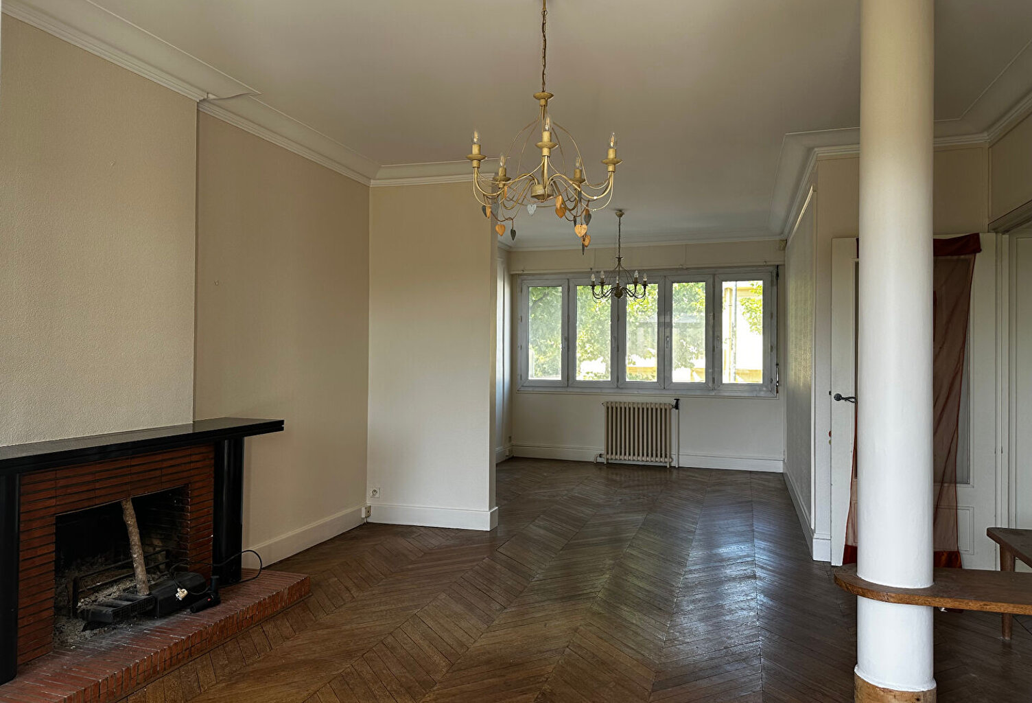 MAISON 10 PIECES ROND-POINT-DE-PARIS — photo 1