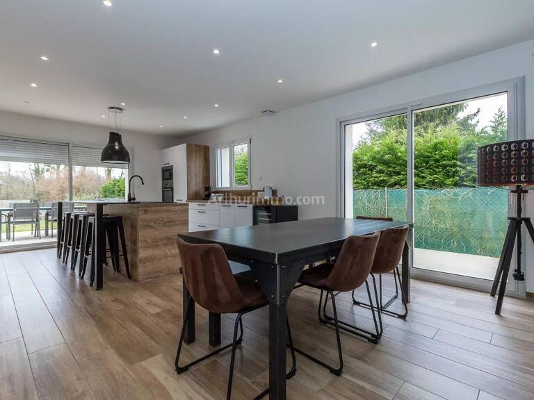 EXCLUSIVITE - ST VICTOR DE MORESTEL — photo 1
