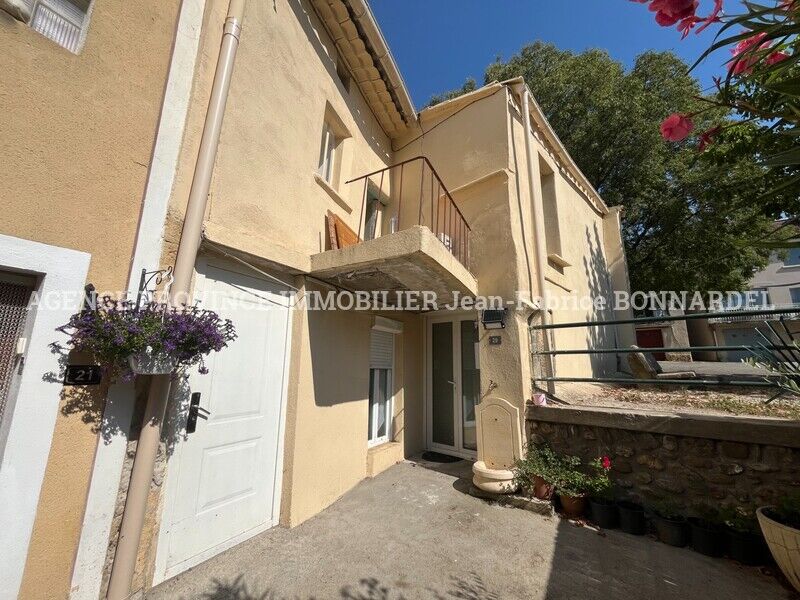 Maison de Village   T6 à vendre Tulette 26790